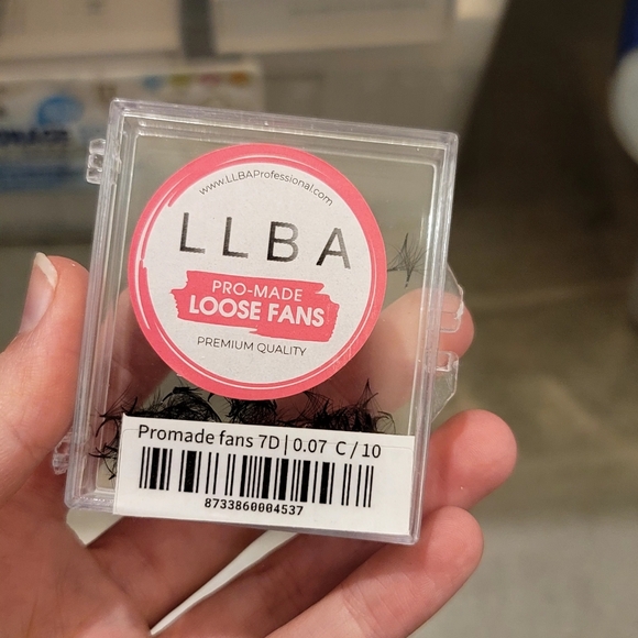 ProMade Lash Fans! - Picture 15 of 15